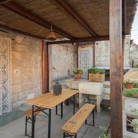 Appartement La Casa A Corte Con Terrazzo - Artemisia Homes *