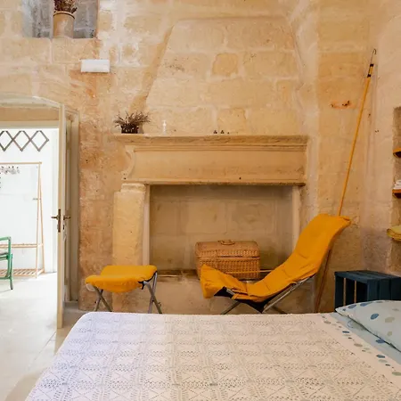 Appartement La Casa A Corte Con Terrazzo - Artemisia Homes Spongano