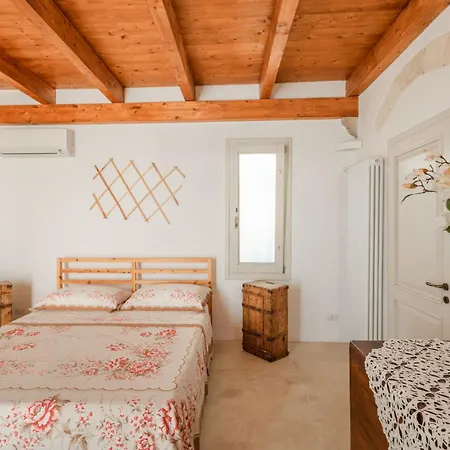 La Casa A Corte Con Terrazzo - Artemisia Homes Spongano