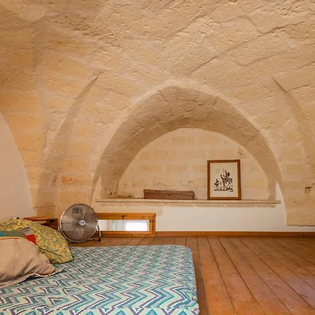 La Casa A Corte Con Terrazzo - Artemisia Homes *