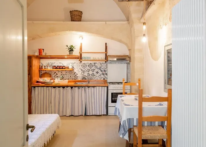 La Casa A Corte Con Terrazzo - Artemisia Homes *