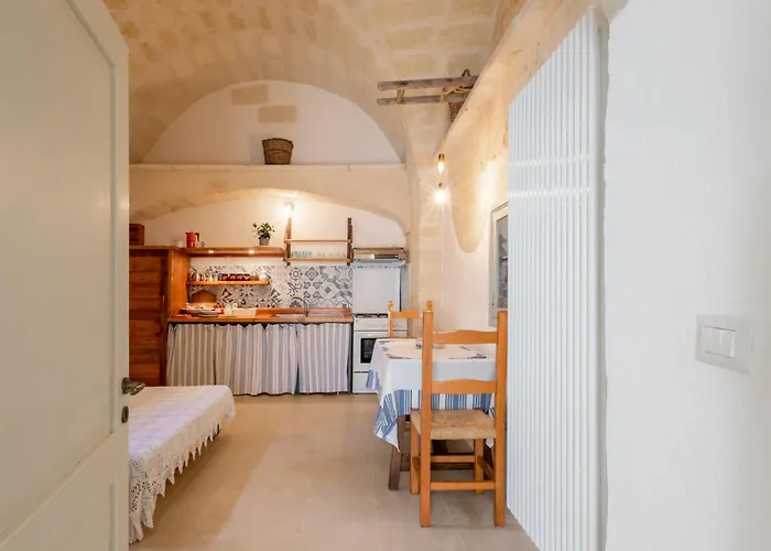 La Casa A Corte Con Terrazzo - Artemisia Homes Apartment Spongano